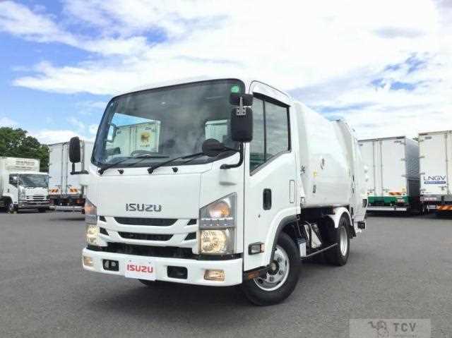 2016 Isuzu Elf Truck
