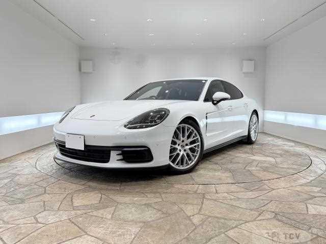 2019 Porsche Panamera