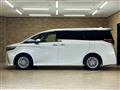 2025 Toyota Alphard Hybrid