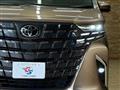 2025 Toyota Alphard Hybrid
