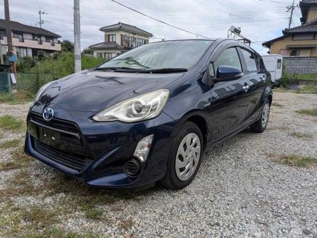 2017 Toyota AQUA