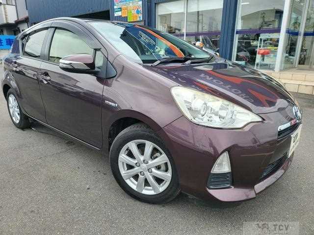 2014 Toyota AQUA