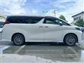 2018 Toyota Alphard Hybrid