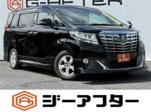 2015 Toyota Alphard Hybrid