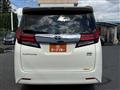 2017 Toyota Alphard Hybrid
