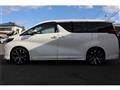 2020 Toyota Alphard Hybrid