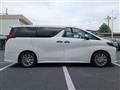 2022 Toyota Alphard Hybrid