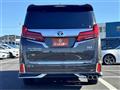 2022 Toyota Alphard Hybrid
