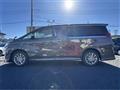 2022 Toyota Alphard Hybrid