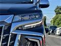 2022 Toyota Alphard Hybrid