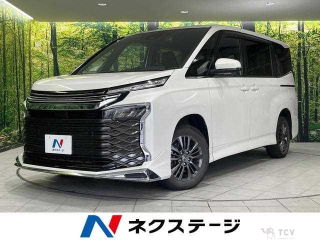 2022 Toyota Voxy