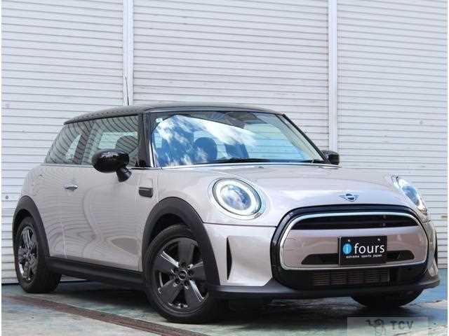 2022 BMW MINI