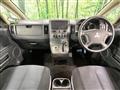 2009 Mitsubishi Delica D5