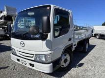2002 Mazda Titan
