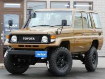 2000 Toyota Landcruiser 70