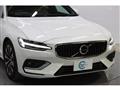 2022 Volvo V60
