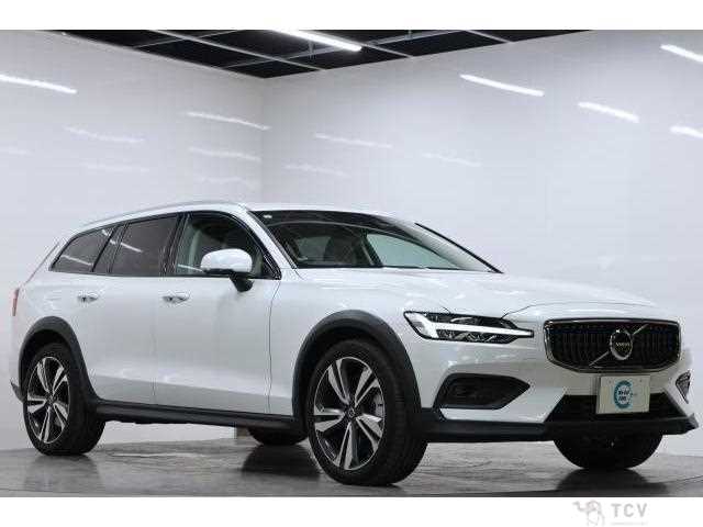 2022 Volvo V60