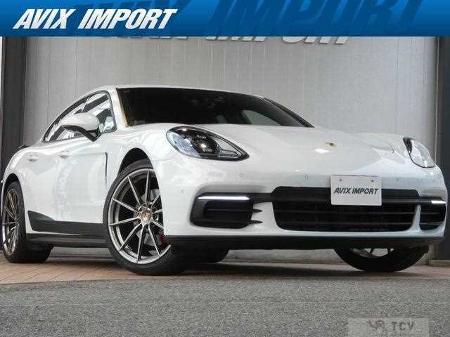 2017 Porsche Panamera