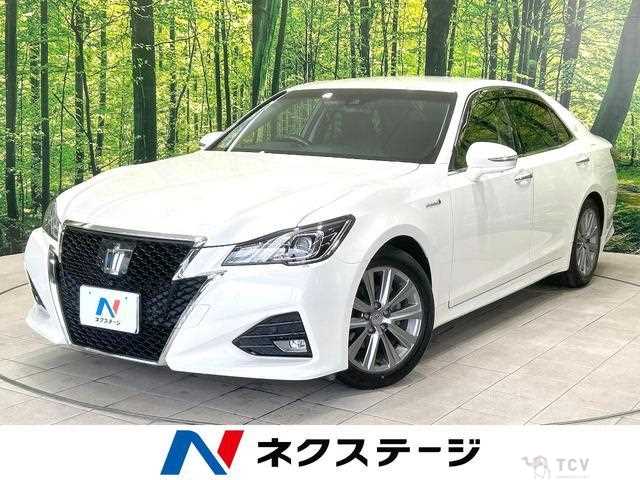 2016 Toyota Crown Hybrid