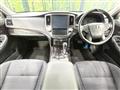 2016 Toyota Crown Hybrid