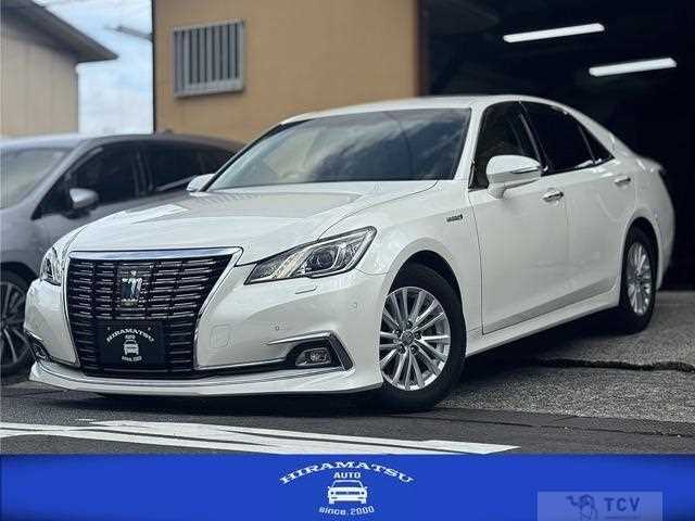 2016 Toyota Crown
