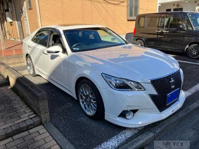 2013 Toyota Crown