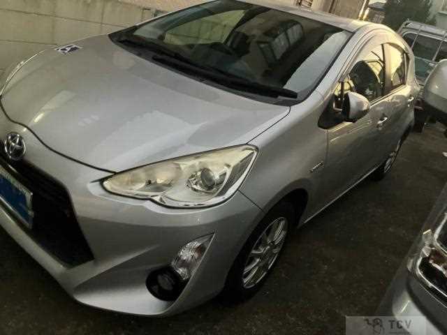 2016 Toyota AQUA