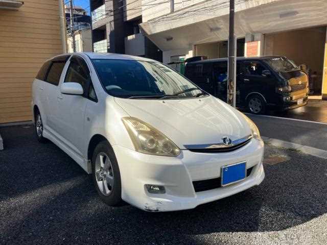2005 Toyota Wish