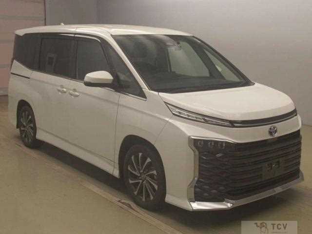 2023 Toyota Voxy
