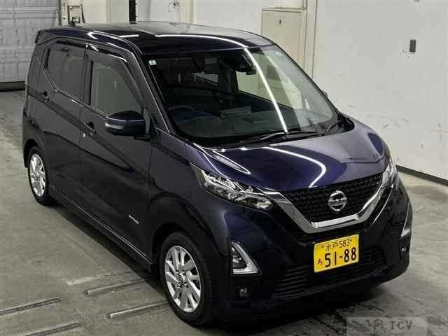 2022 Nissan Nissan Others
