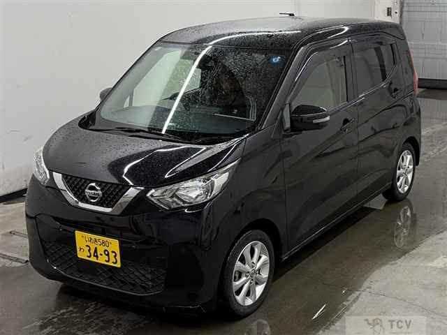 2022 Nissan Nissan Others