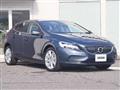 2017 Volvo V40