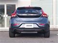 2017 Volvo V40