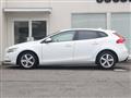 2017 Volvo V40