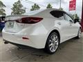 2015 Mazda Axela