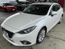 2015 Mazda Axela