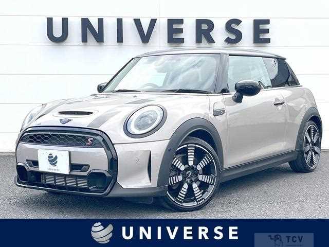 2022 BMW MINI