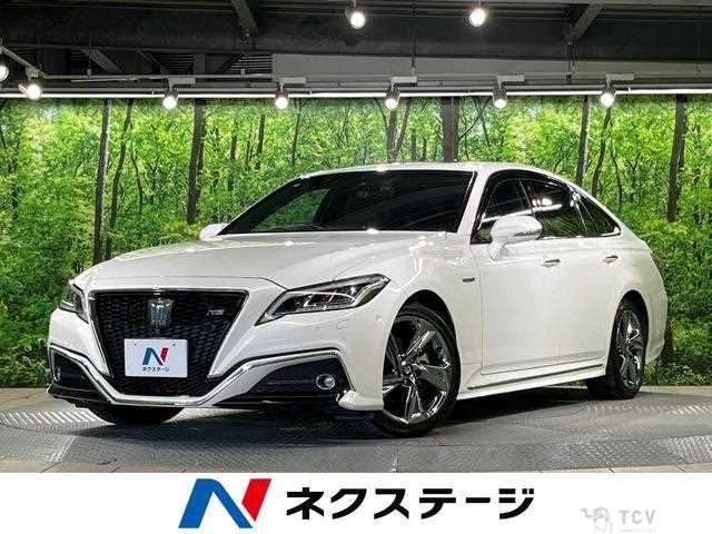 2018 Toyota Crown Hybrid