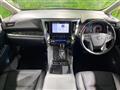 2022 Toyota Alphard G