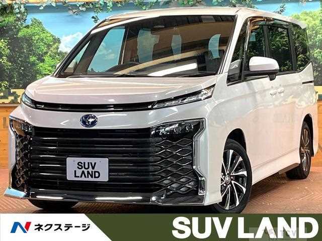 2023 Toyota Voxy