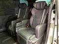 2025 Toyota Alphard Hybrid