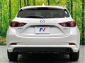 2017 Mazda Axela