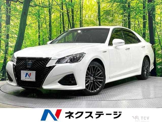 2018 Toyota Crown Hybrid