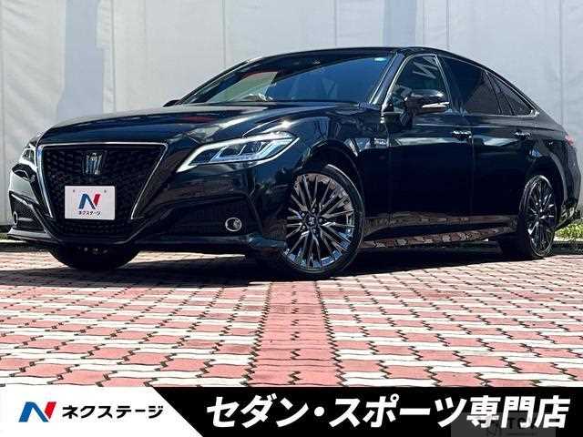 2019 Toyota Crown Hybrid