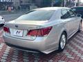 2014 Toyota Crown Hybrid
