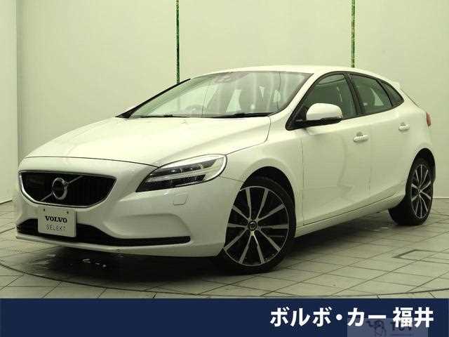 2018 Volvo V40