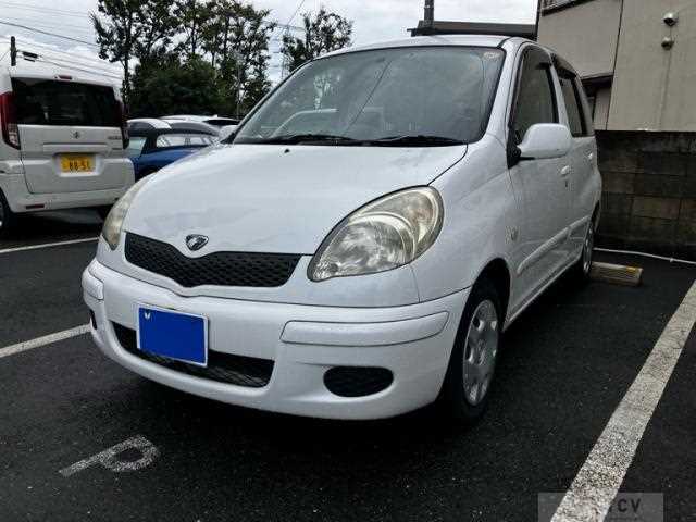 2003 Toyota Fun Cargo