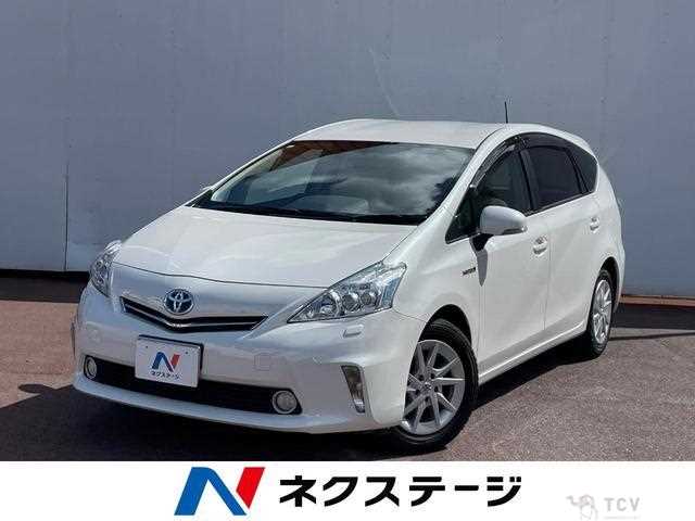 2013 Toyota PRIUS α