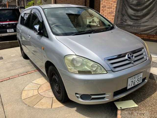 2002 Toyota Ipsum