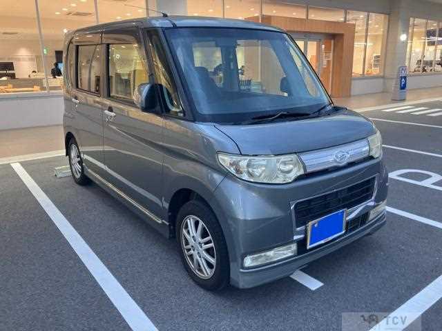 2010 Daihatsu Tanto
